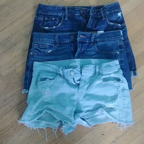 Three pairs of shorts - Picture 1 of 4